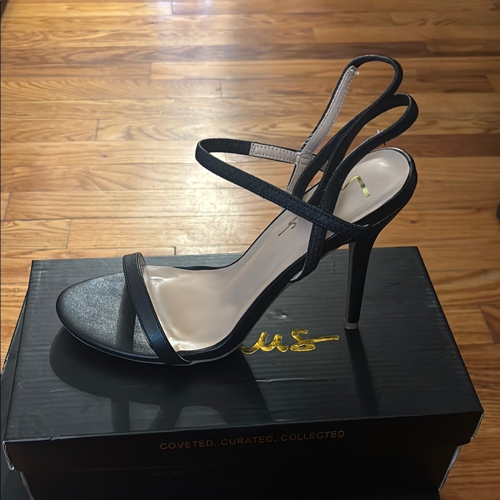 Elegant Black Strappy Heels